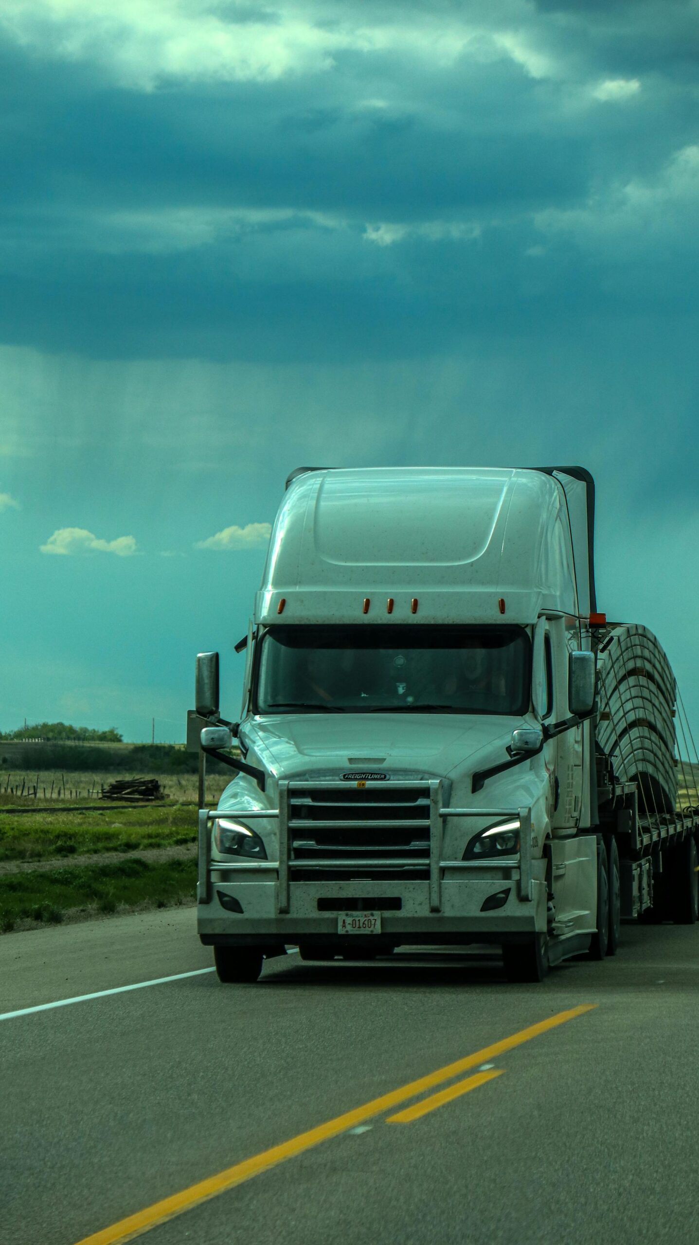 Refrigerated reefer freight on the road